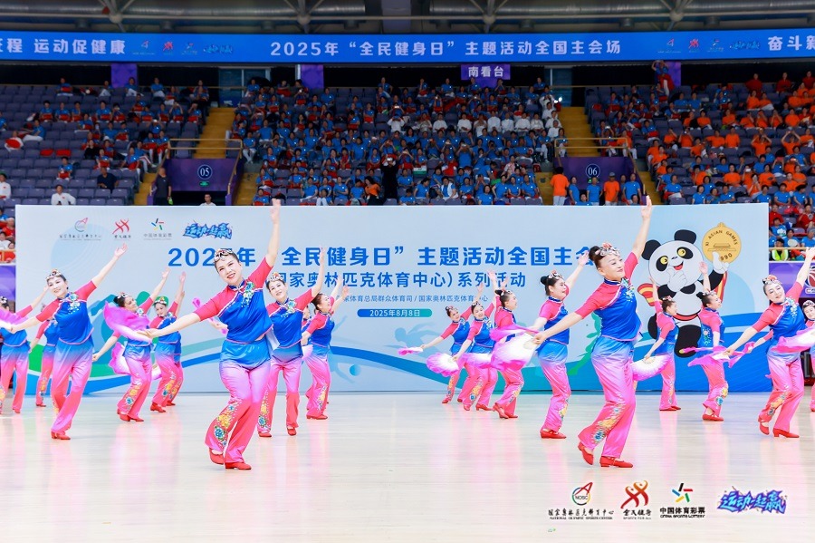 意甲：尤文0-2AC米兰，皮奥利保住帅位